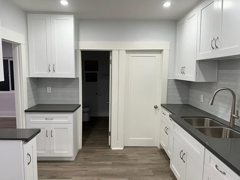 9509 Stephens St — Photo 11