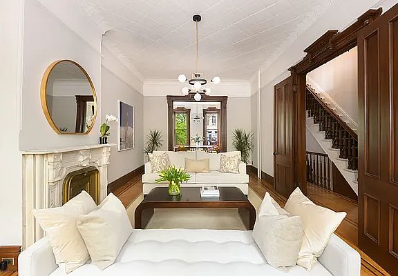 2nd image of 361 5th St