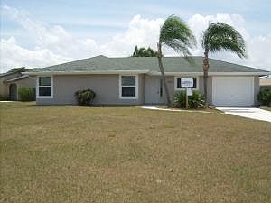 1st image of 1401 SE Marisol Ln