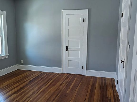 5th image of 739-743 Brooks Street