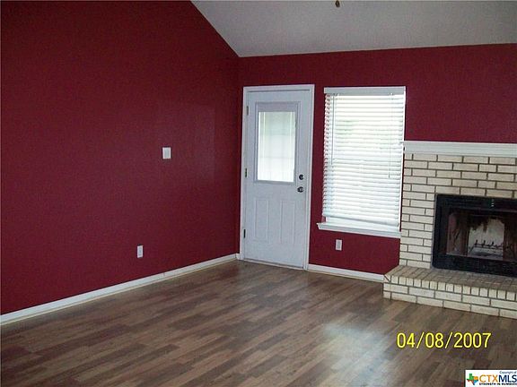 5th image of 2209 Mattie Cir