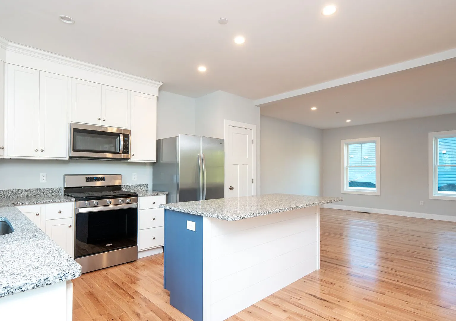 Paul's Place — Photo 1