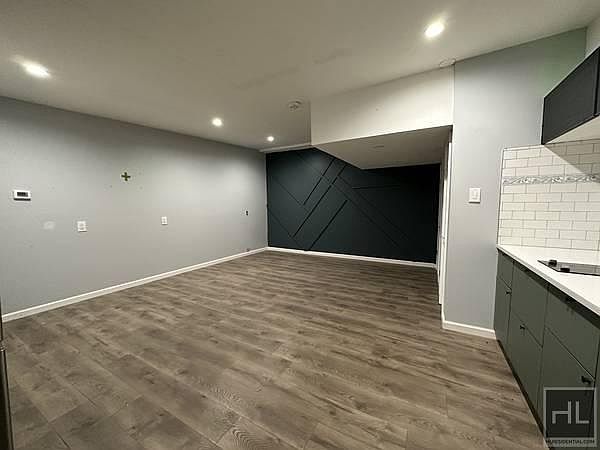 1st image of 316 Broadway #1