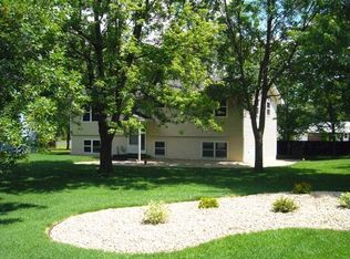 11700 Texas Ave N, Champlin, MN 55316