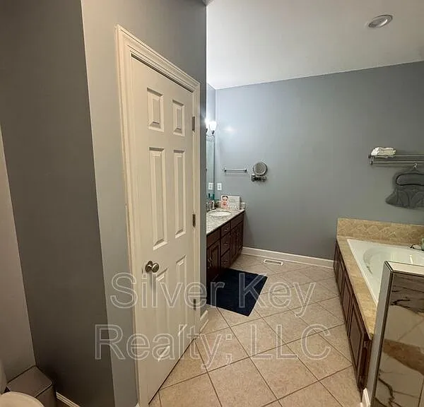 1980 Ridge Point Dr NW — Photo 46
