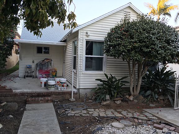 2nd image of 1816 Belmont Ln