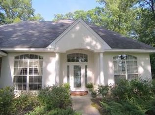 1986 Post Oak Dr, Starkville, MS 39759
