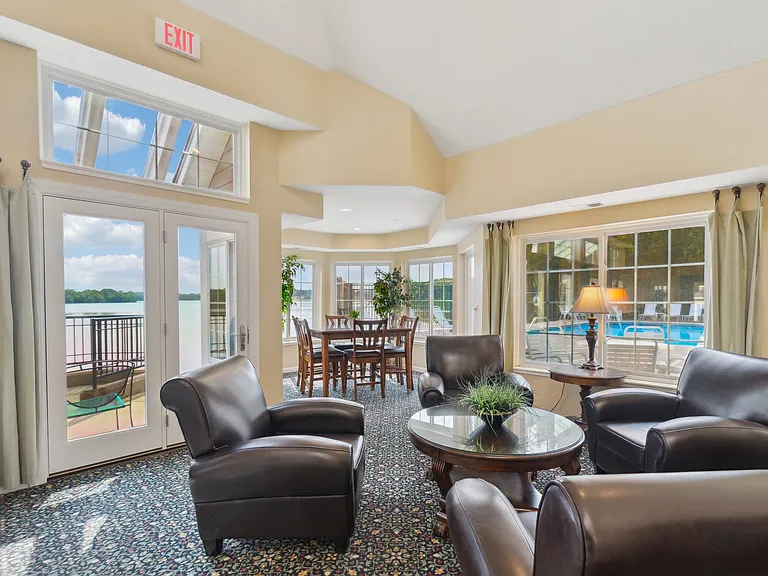 Hazeltine Shores — Photo 10