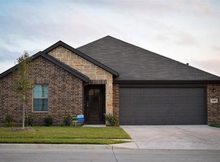 1428 Foxglove Park, Van Alstyne, TX 75495