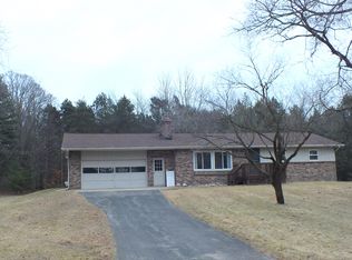 12588 Long Lake Dr, Sparta, MI
