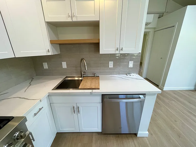 1707 Loma Dr #1/2 — Photo 5