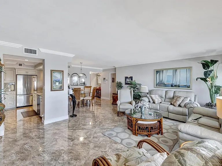 2100 S Ocean Dr #16F — Photo 14