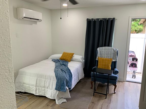 Studio room