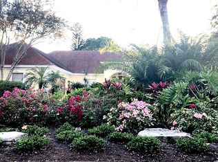 2 Dominica Dr, Englewood, FL 34223