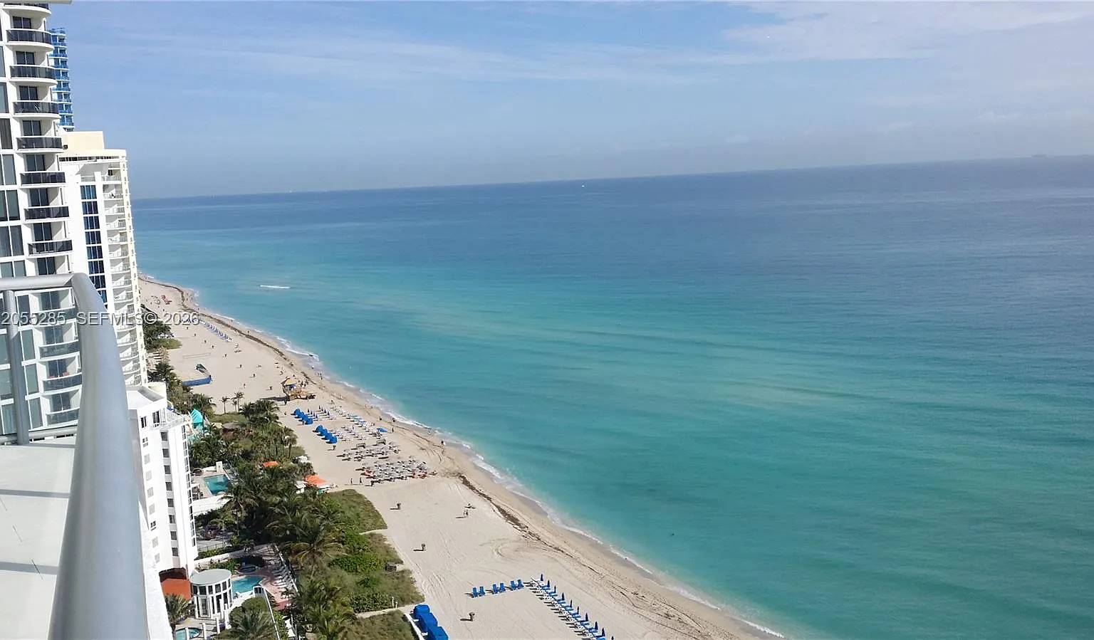 Jade Ocean Condo — Photo 4