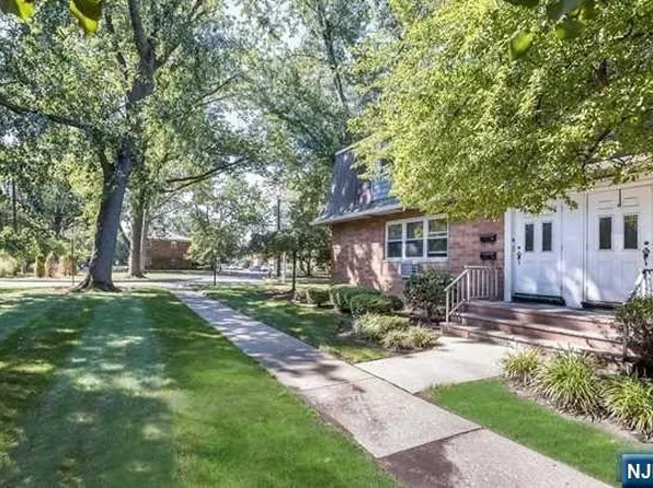 21B Lakeview Ave #21B, Leonia, NJ 07605