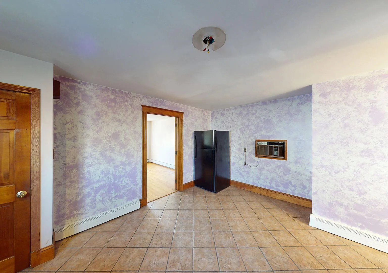 3bed with in unit laundry in Cambridge — Photo 2