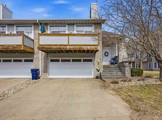 1530 Ranier Dr, Iowa City, IA 52246