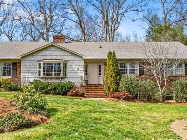 719 Rollingwood Dr, Greensboro, NC 27410