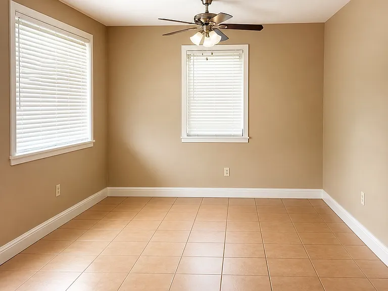 2110 Willow St #C — Photo 3