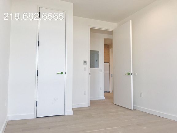 3rd image of 1875 Atlantic Ave APT 03D