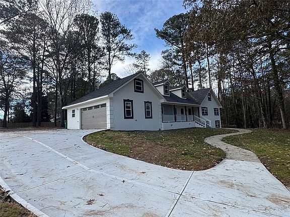 2nd image of 4071 Rainbow Dr