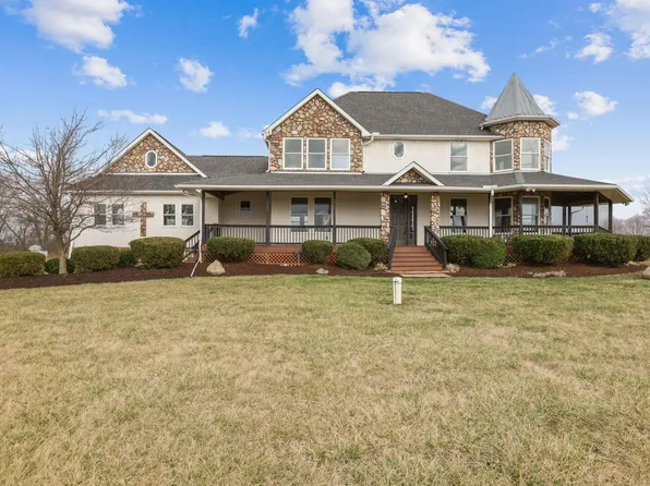 12614 Gibson Rd, Ashville, OH 43103