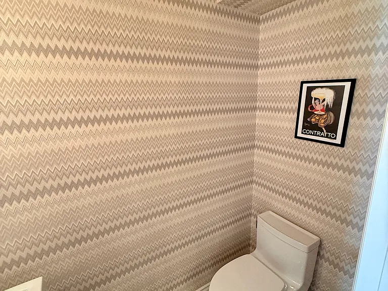 853 Larrabee St #6 — Photo 24