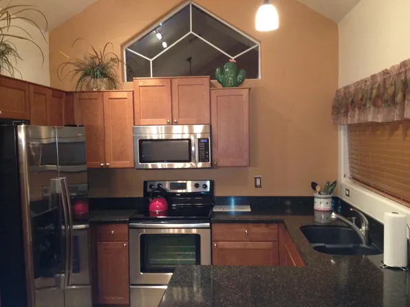 1633 E Lakeside Dr, Gilbert, AZ 85234