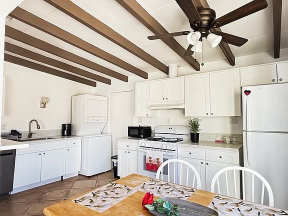 2nd image of 66824 Estrella Ave #B