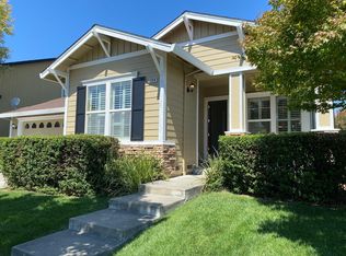 1208 Pedroncelli Dr, Windsor, CA 95492