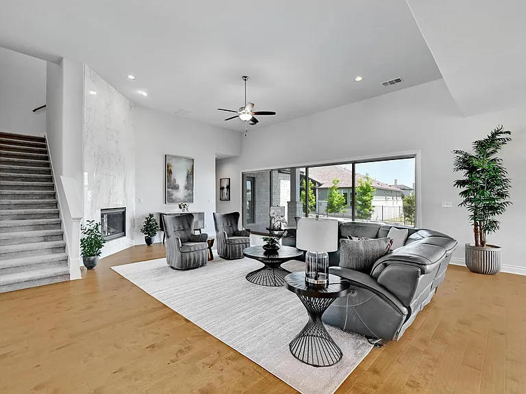 4809 Serene Hills Dr — Photo 6
