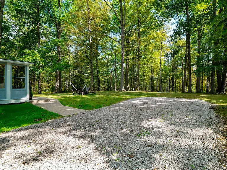 3815 Ellendale Rd #ID1496074P — Photo 36