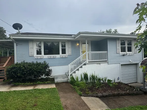 124 Lewis St, Rossville, GA 30741