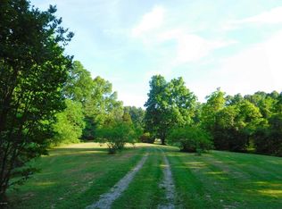 7546 Little Wolf Rd, Carbondale, IL 62902