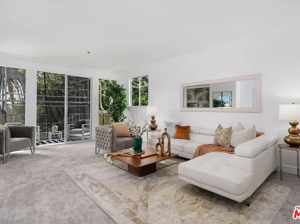 211 California Ave Unit 401, Santa Monica, CA 90403