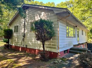 2439 N Lakeshore Dr, Ludington, MI 49431