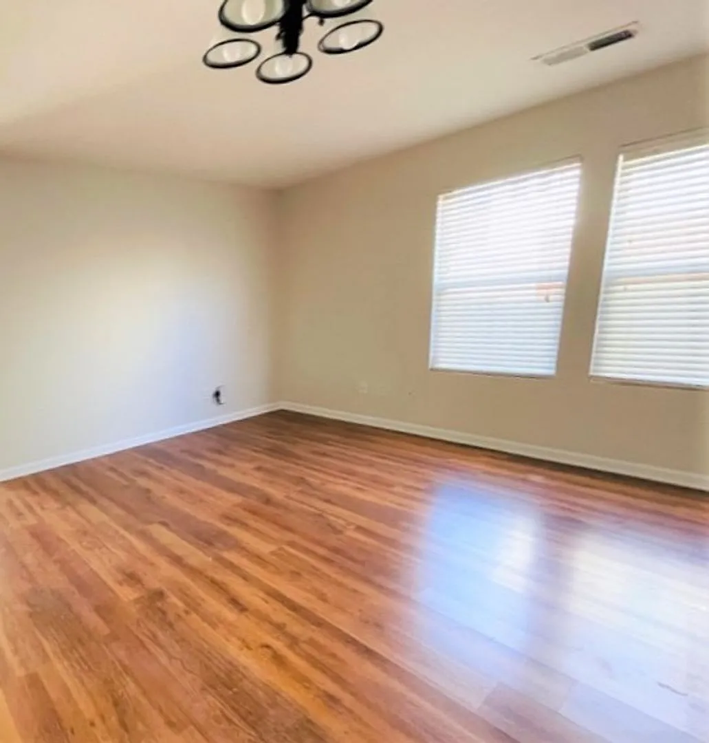 Building Photo - 103 Thornley Ct