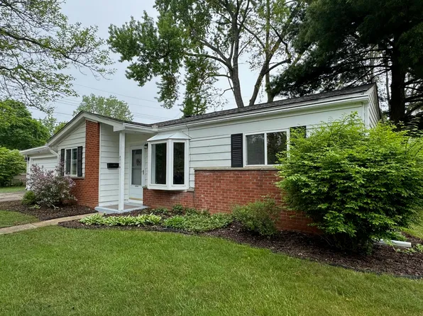 2715 Beacon Hill St, Ann Arbor, MI 48104