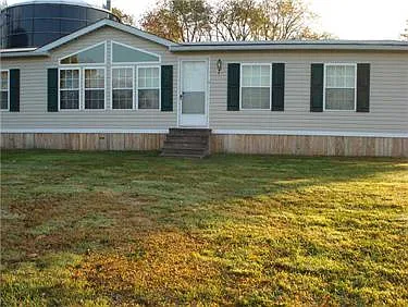 1158 Harmony Rd photo 1