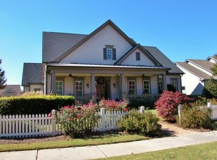 304 Horseshoe Bnd, Statham, GA 30666