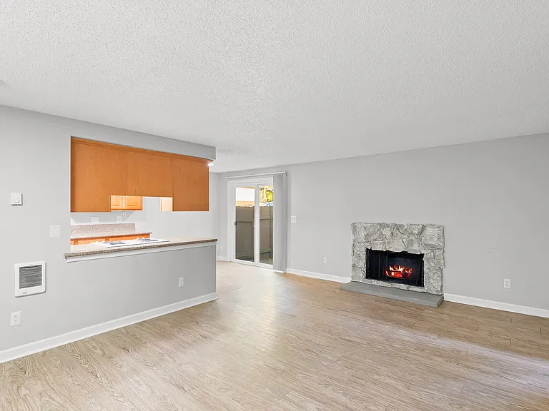 Cascade Park Apartments — Photo 16