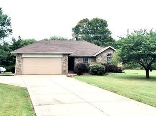 111 Fonda Ln, Willard, MO 65781