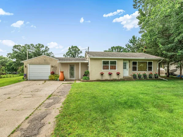 14695 Prairie Dr, Little Falls, MN 56345