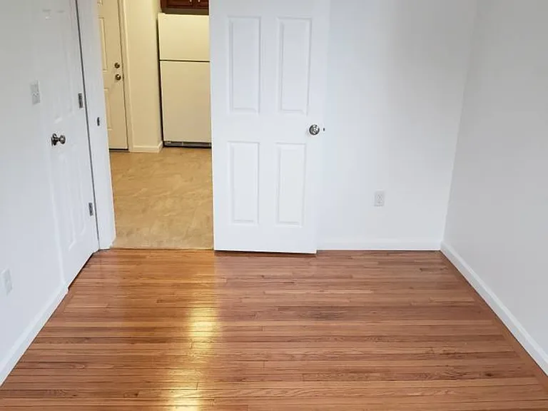 305 Church St #2A — Photo 4
