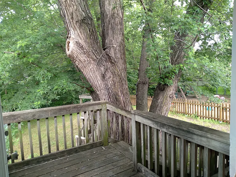 621 Monterey Way #B — Photo 14