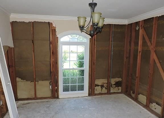 4th image of 1818 Tucumcari Dr