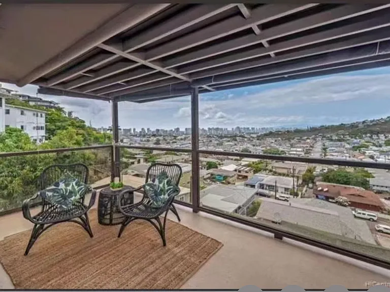 Sierra Dr — Photo 2