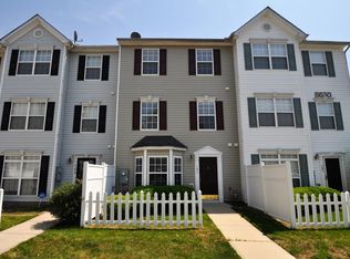 8630 Neuse Landing Ln, Raleigh, NC 27616