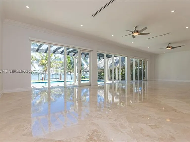425 N Shore Dr #425 — Photo 15